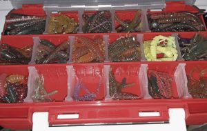 Разные силиконовые приманки для мормышинга