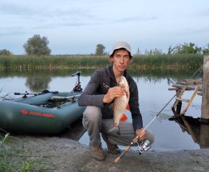 язь ловится вместе с голавлём